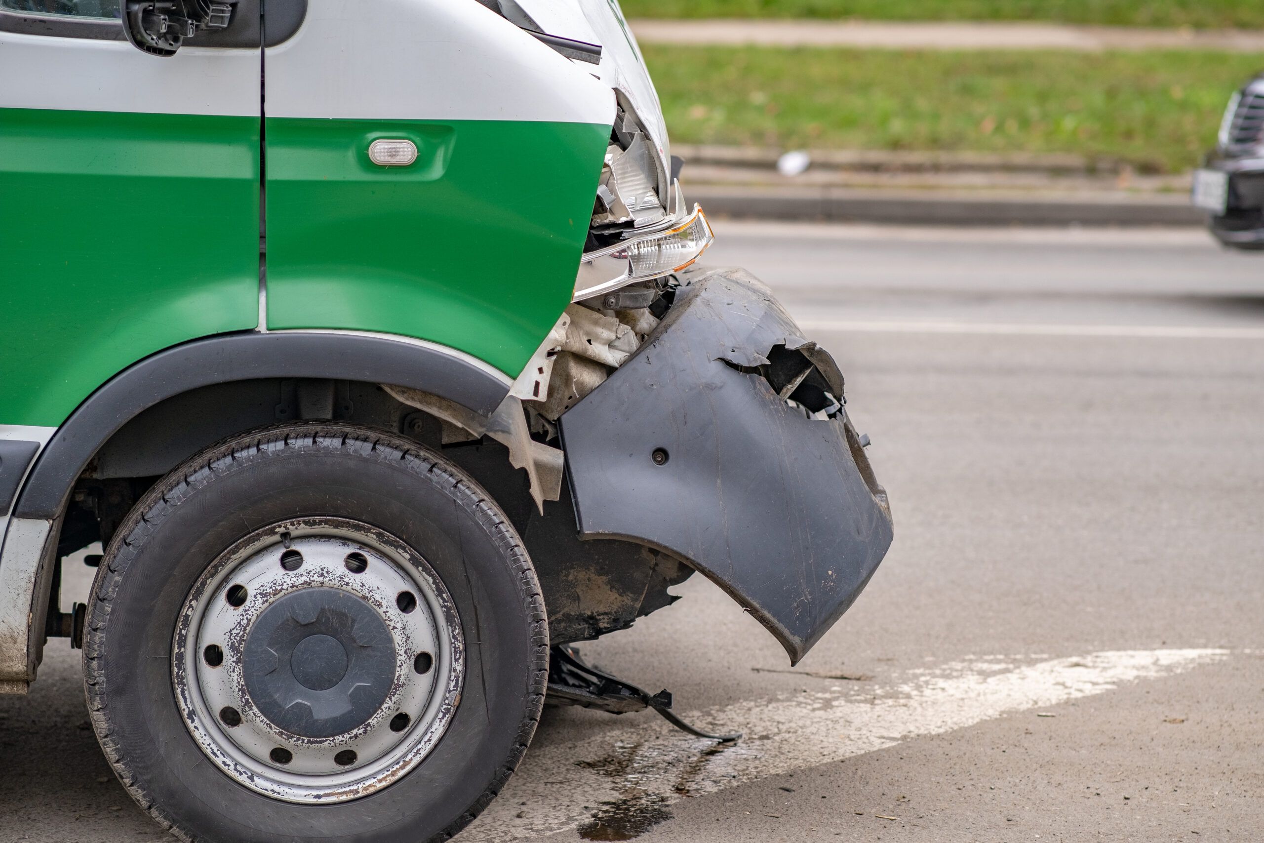 Florida Bus Accident Lawyers | Just Call Moe